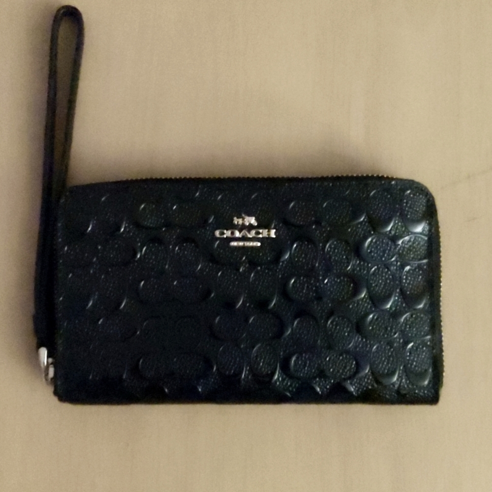 Small black Coach Wallet with Wristlet